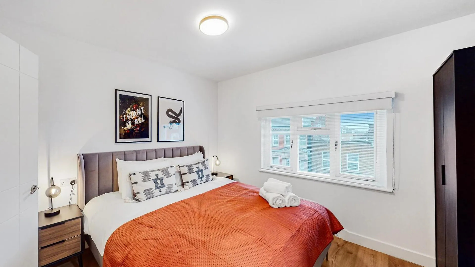 Stylish & Spacious Modern Apartments Near Dalston Kingsland Station London United Kingdom