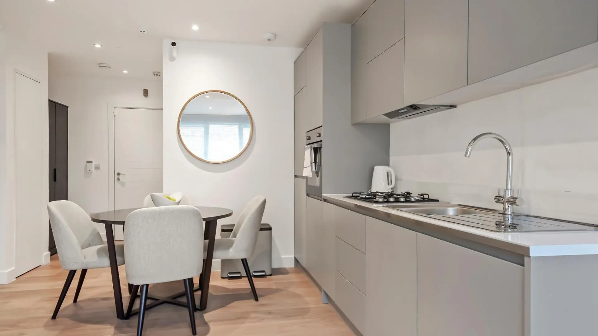 Stylish & Spacious Modern Apartments Near Dalston Kingsland Station London 0*,  United Kingdom